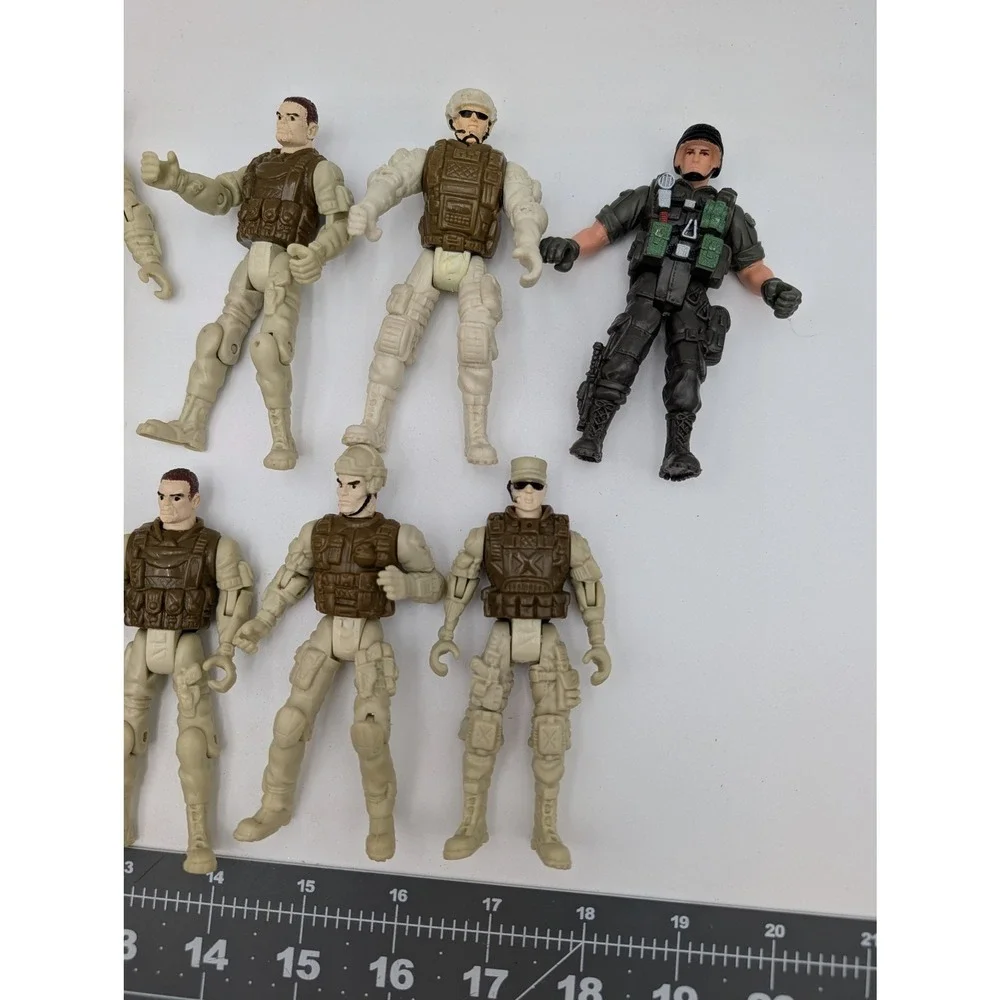 Lanard Action Figure Lot Tan Brown Military Soldier Corps 10 Piece Set